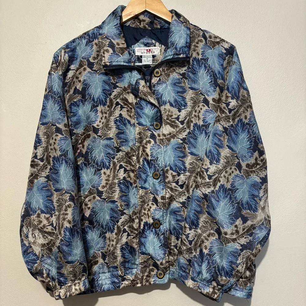 Stunt Sports Silk Jacket Size Medium Floral Abstract Print Detail Blue Grey - Picture 8 of 10